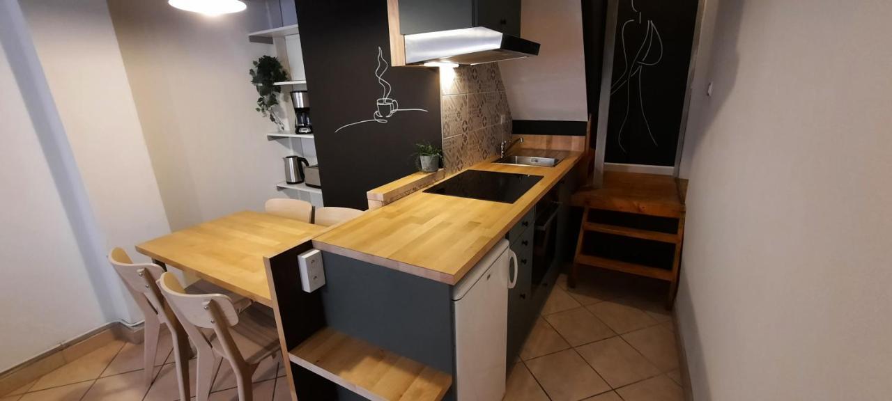 Les Gites De La Brasserie D'Aubrives La Malterie Et La Houblonniere Exterior foto
