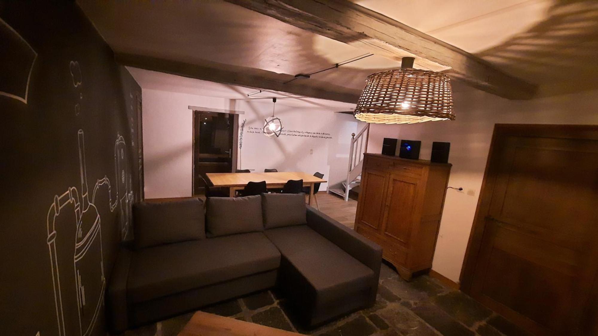 Les Gites De La Brasserie D'Aubrives La Malterie Et La Houblonniere Exterior foto
